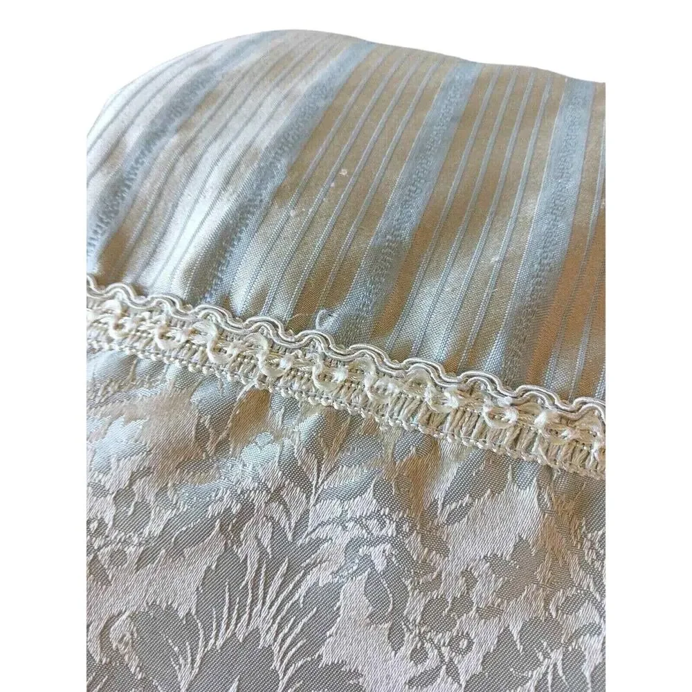 Baroque Satin Throw Blanket 55